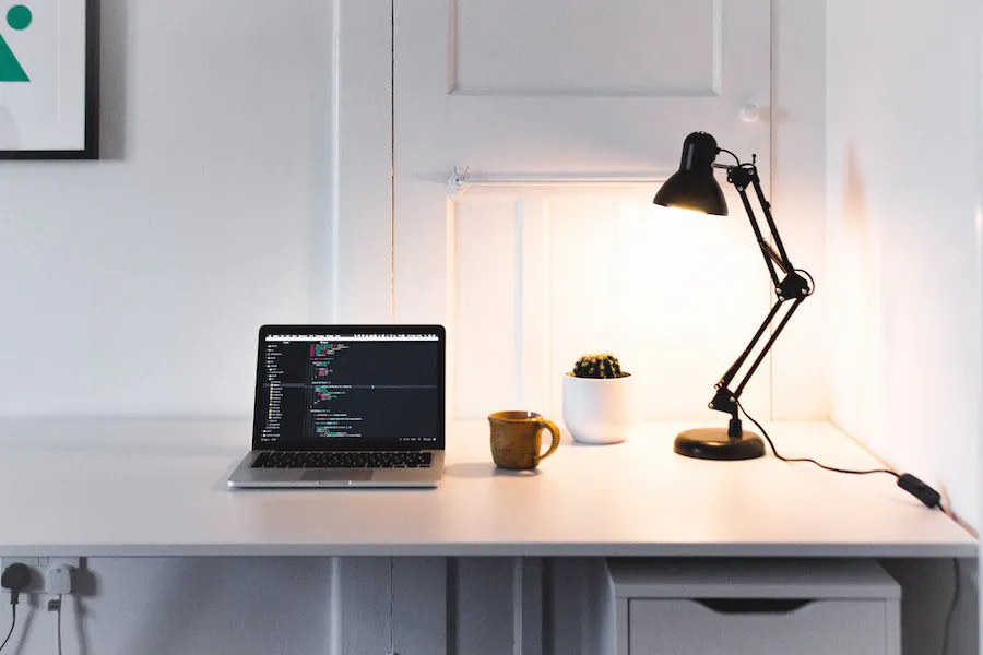 desk light